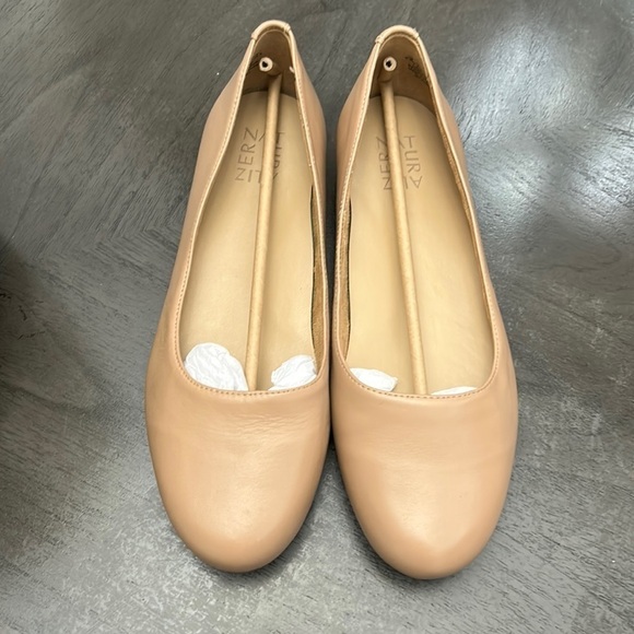 Naturalizer Maxwell Ballet Flat (WIDE) - Picture 3 of 10